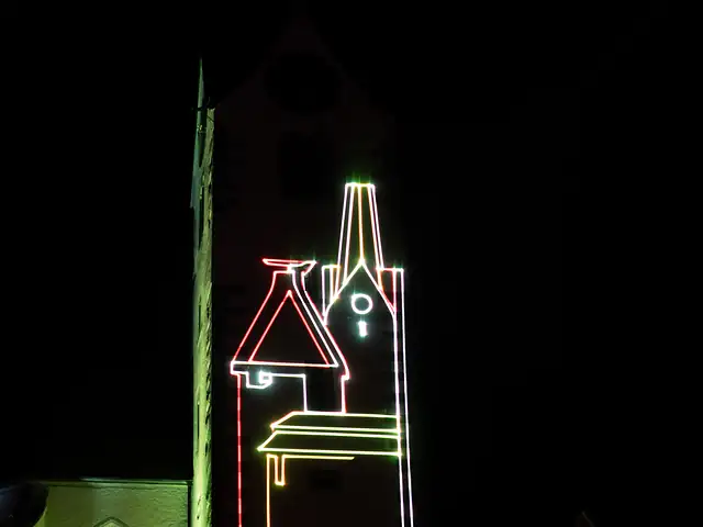 Laserwerbung · Grafik am Kirchturm Bohlingen